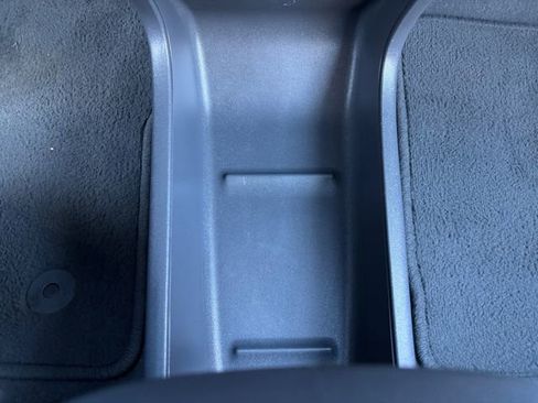 Used 2017 Chevrolet Bolt LT FWD image 22