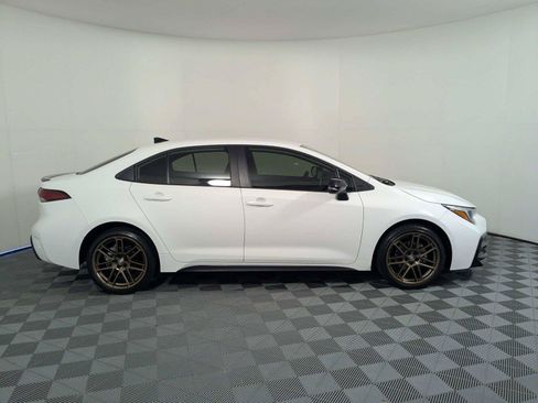 Used 2024 Toyota Corolla Sedan w/ SE Convenience Package FWD image 4