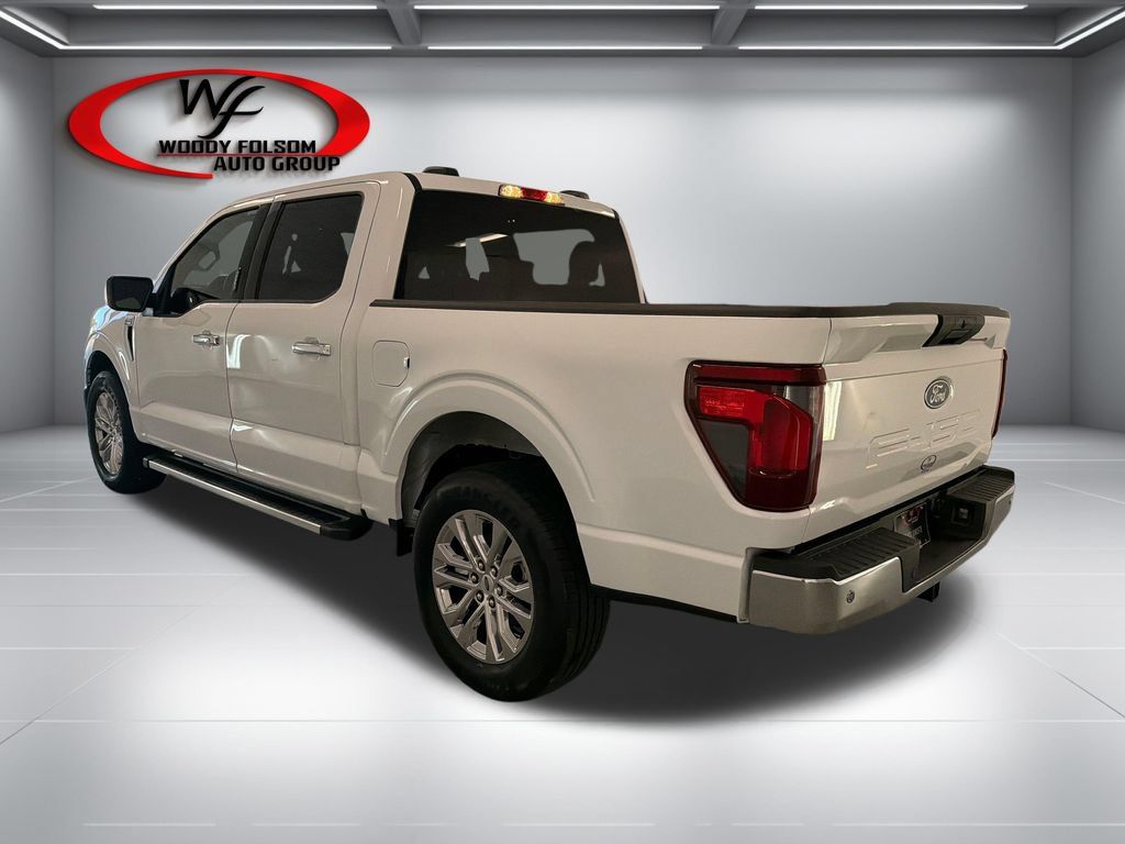 New 2026 Ford F150 XLT w/ XLT Chrome Appearance Package RWD image 8