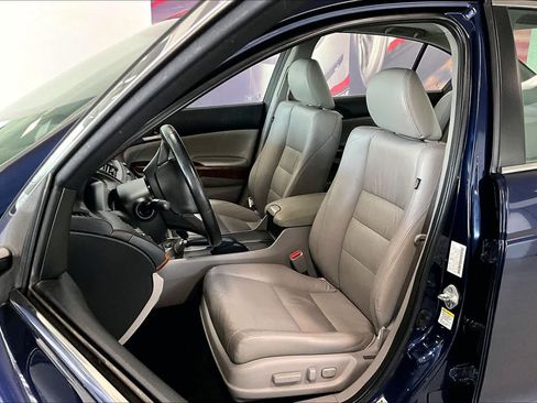 Used 2011 Honda Accord EX-L image 9