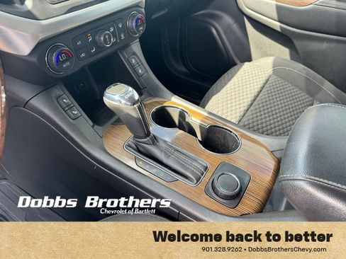 Used 2019 GMC Acadia SLE image 25