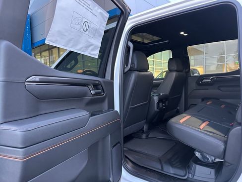 New 2025 GMC Sierra 1500 AT4 AWD/4WD image 49