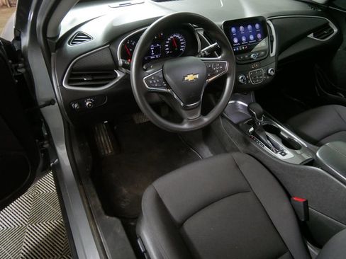 Used 2023 Chevrolet Malibu LT FWD image 14