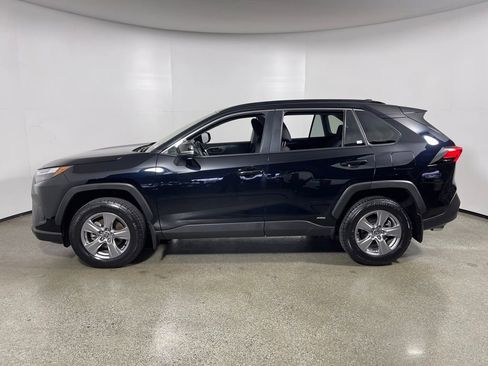 Certified 2025 Toyota RAV4 LE image 6