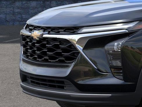 New 2026 Chevrolet Trax LT w/ LT Convenience Package FWD image 13