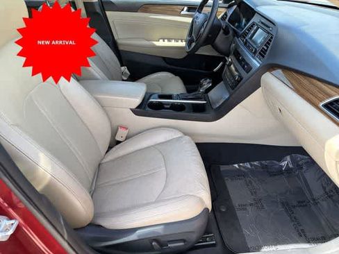 Used 2015 Hyundai Sonata Limited image 18