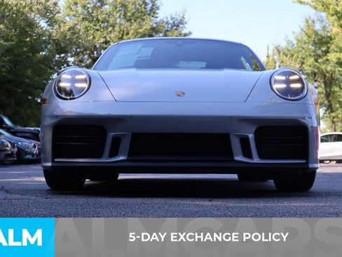 Used 2025 Porsche 911 Carrera T RWD image 3
