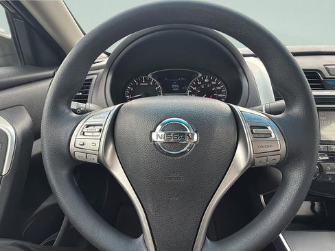 Used 2015 Nissan Altima 2.5 S w/ Sport Value Package FWD image 30