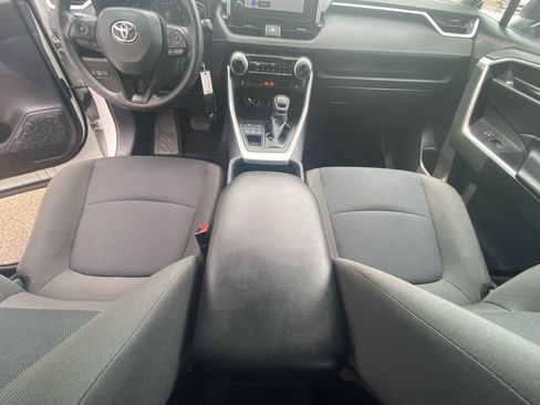 Used 2024 Toyota RAV4 LE AWD/4WD image 11