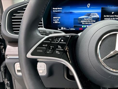 Certified 2026 Mercedes-Benz GLE 450 4MATIC image 24