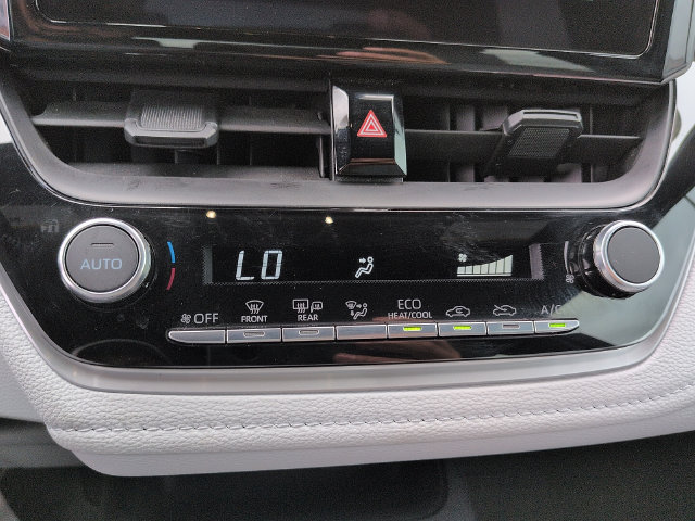 Used 2025 Toyota Corolla SE FWD image 23