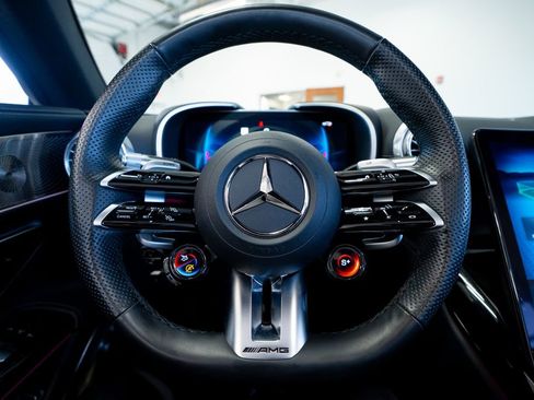 Used 2022 Mercedes-Benz SL 55 AMG 4MATIC image 30