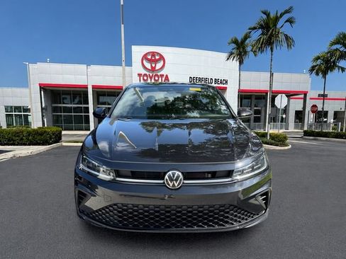 Used 2025 Volkswagen Jetta Sport FWD image 2