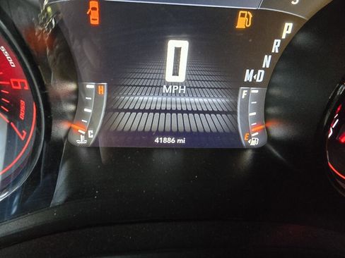 Used 2021 Dodge Challenger R/T w/ Blacktop Package image 25