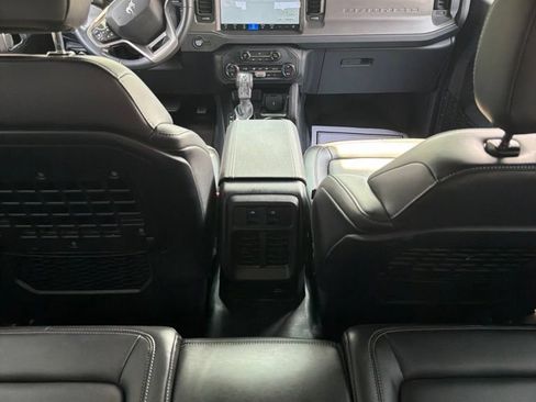 Used 2025 Ford Bronco Big Bend w/ Black Diamond Package AWD/4WD image 9