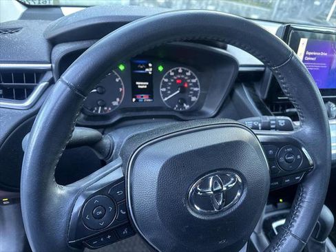 Certified 2024 Toyota Corolla Cross LE w/ Moonroof Package AWD/4WD image 13