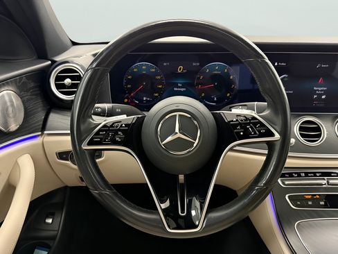 Used 2022 Mercedes-Benz E 350 Sedan image 17