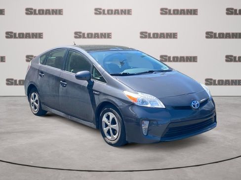 Used 2012 Toyota Prius Four w/ Deluxe Solar Roof Pkg FWD image 3