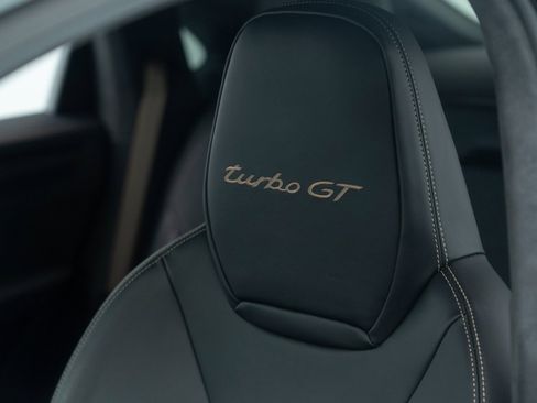 Certified 2023 Porsche Cayenne Turbo GT AWD/4WD image 18