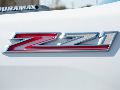 Used 2024 Chevrolet Silverado 2500 W/T image 8