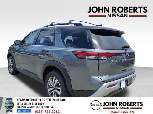Used 2023 Nissan Pathfinder SL image 14
