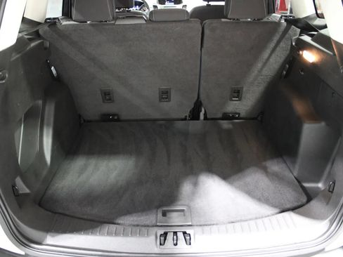 Used 2017 Ford Escape SE FWD image 13