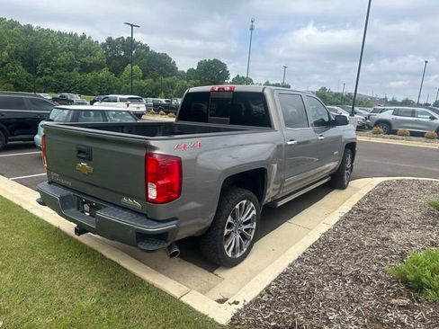 Used 2017 Chevrolet Silverado 1500 High Country AWD/4WD image 4