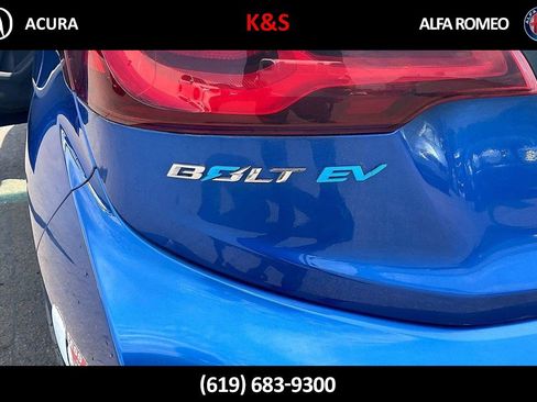 Used 2018 Chevrolet Bolt LT FWD image 9