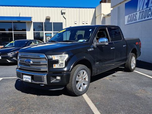 Used 2015 Ford F150 Platinum w/ Equipment Group 701A Luxury image 3