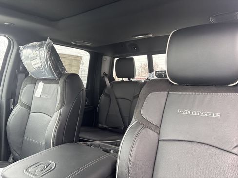 New 2026 RAM 2500 Laramie w/ Night Edition AWD/4WD image 7