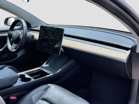 Used 2023 Tesla Model 3 Standard Range RWD image 30