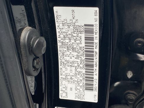 Used 2014 Toyota Tacoma 4x4 Double Cab w/ Limited Package image 4