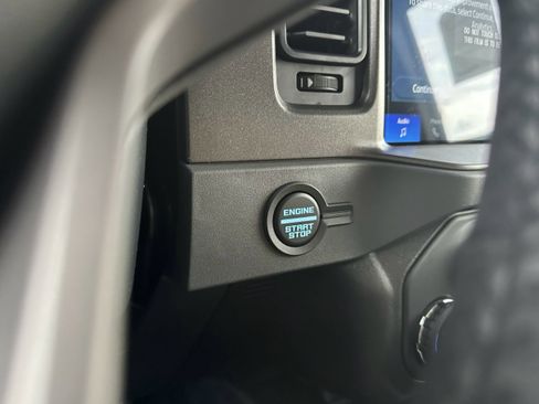 New 2025 Ford Bronco Badlands w/ Sasquatch Package image 17