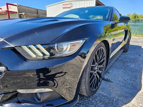 Used 2017 Ford Mustang GT w/ GT Performance Package image 8