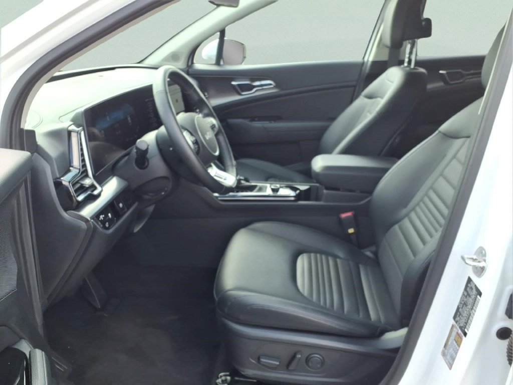 Used 2025 Kia Sportage SX AWD/4WD image 13