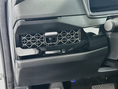 Used 2023 Honda Accord Touring image 17