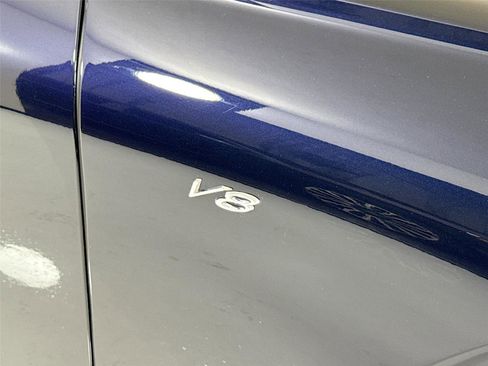 Used 2020 Bentley Continental GT V8 image 32