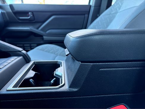 Used 2025 Toyota Tacoma SR5 image 8