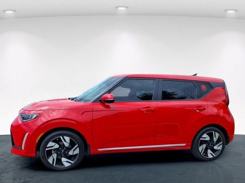 Used 2024 Kia Soul GT-Line w/ Option Group 020 FWD image 5