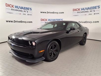 Used 2015 Dodge Challenger SXT