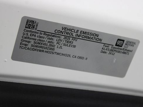Used 2025 Buick Envista Sport Touring FWD image 40