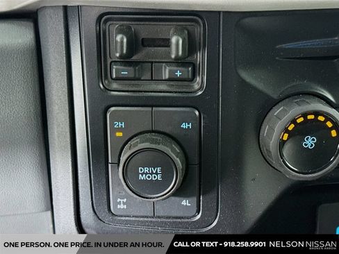 Used 2025 Ford F250 XLT w/ Black Appearance Package AWD/4WD image 33