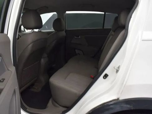 Used 2011 Kia Sportage LX w/ Convenience Pkg AWD/4WD image 15
