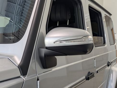 Used 2025 Mercedes-Benz G 550 image 12