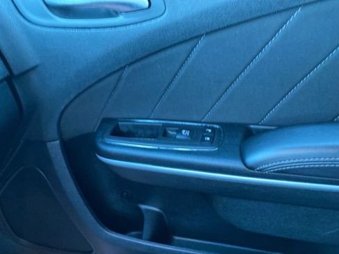 Used 2023 Dodge Charger SXT image 34