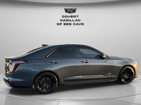 Used 2020 Cadillac CT4 V w/ Climate Package image 10