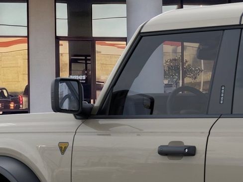 New 2026 Ford Bronco Badlands AWD/4WD image 22