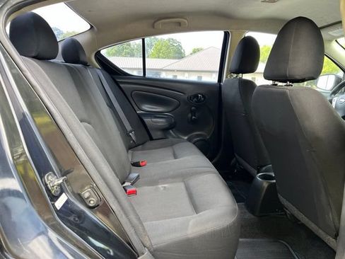 Used 2019 Nissan Versa S FWD image 17