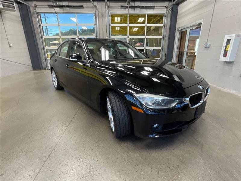 Used 2015 BMW 335i xDrive Sedan w/ Premium Package AWD/4WD image 7
