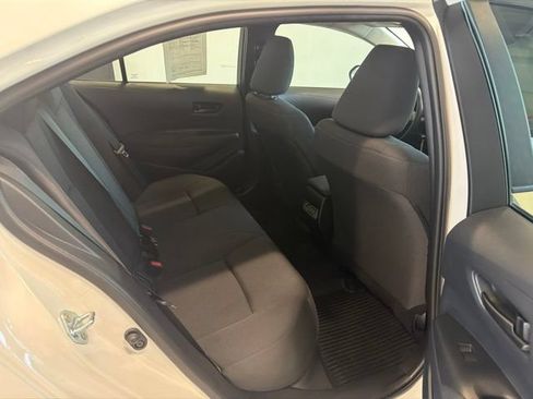 Used 2026 Toyota Corolla LE FWD image 34